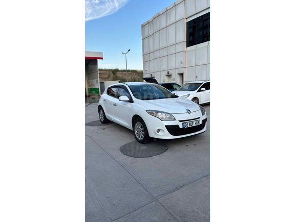Sahibinden Renault Megane 1.5 dCi Privilege 2012 Model 