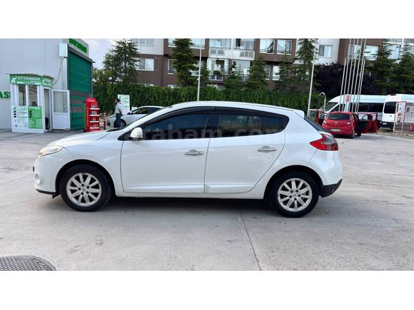 Sahibinden Renault Megane 1.5 dCi Privilege 2012 Model 