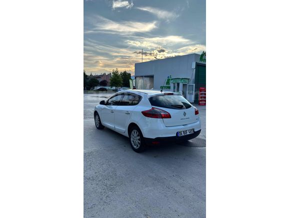 Sahibinden Renault Megane 1.5 dCi Privilege 2012 Model 