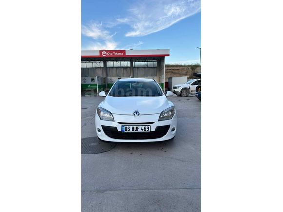 Sahibinden Renault Megane 1.5 dCi Privilege 2012 Model 