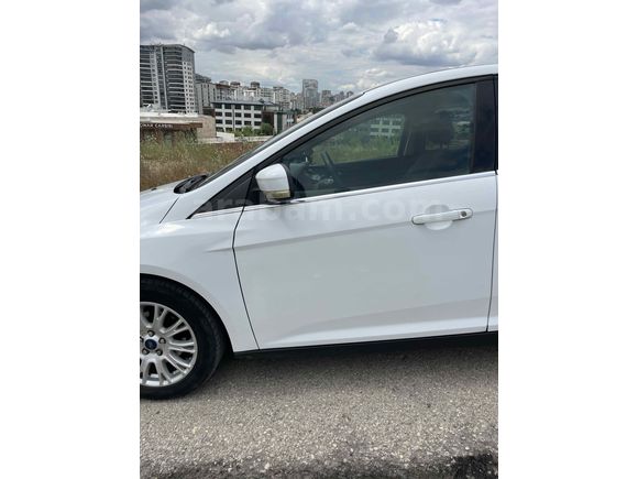 Sahibinden Ford Focus 1.6 TDCi Titanium 2014 Model 
