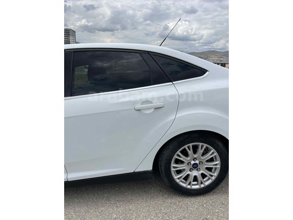 Sahibinden Ford Focus 1.6 TDCi Titanium 2014 Model 