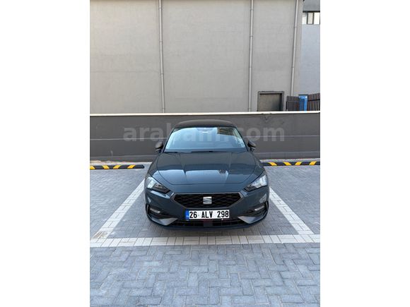 Sahibinden Seat Leon 1.5 eHybrid FR 2025 Model