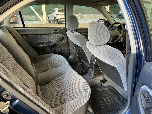 Sahibinden Honda Civic 1.4 i S 2000 Model 