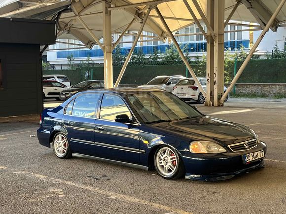 Sahibinden Honda Civic 1.4 i S 2000 Model 