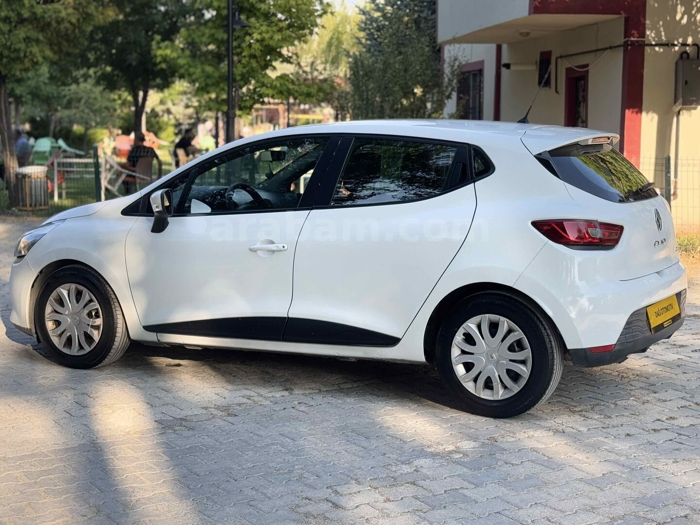 Galeriden Renault Clio 1.5 dCi Joy 2013 Model Sivas 175.000 km Beyaz 6