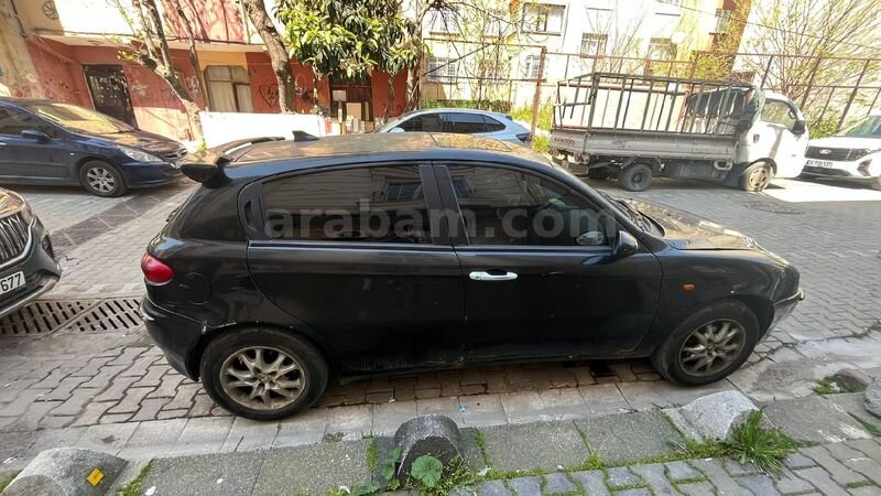 Sahibinden Alfa Romeo 147 1.6 TS Distinctive 2004 Model İstanbul 354.000 km Siyah 1