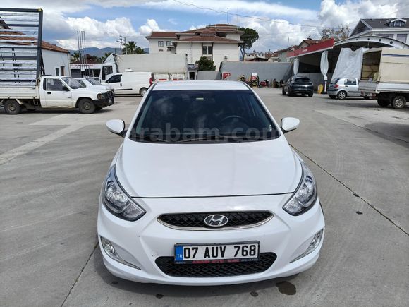 Sahibinden Hyundai Accent Blue 1.6 CRDI Mode Plus 2018 Model