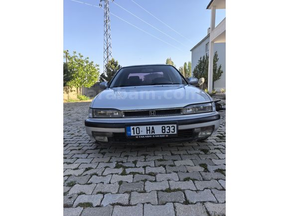 Sahibinden Honda Accord 2.0 EX 1990 Model