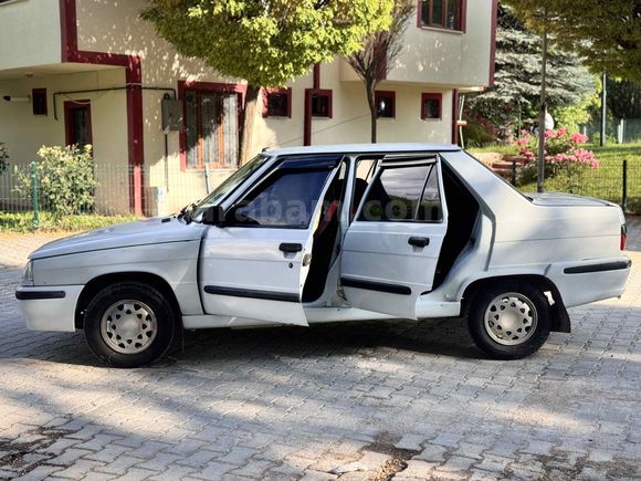 98 RENAULT BRODWAY 1.4 RN
