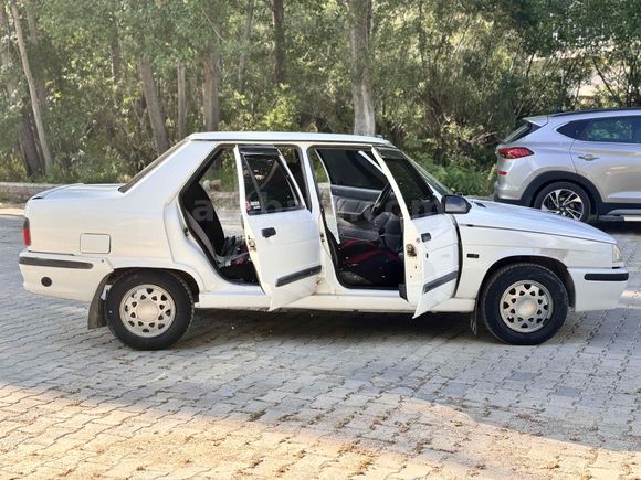 98 RENAULT BRODWAY 1.4 RN