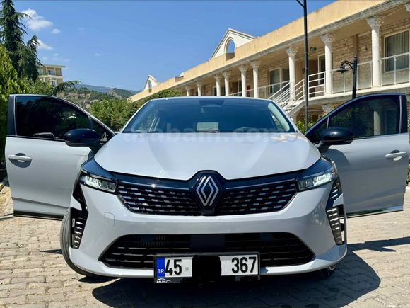 Sahibinden Renault Clio 1.0 TCe Evolution 2025 Model 