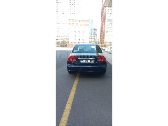 Sahibinden Honda Civic 1.6i VTEC ES 2001 Model