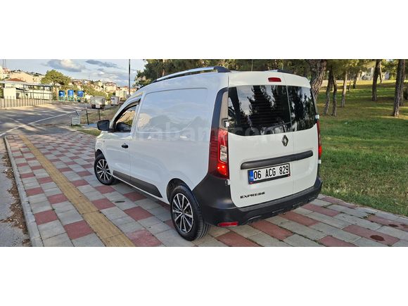 Sahibinden Renault Express Van 1.5 BlueDCI Joy 2023 Model