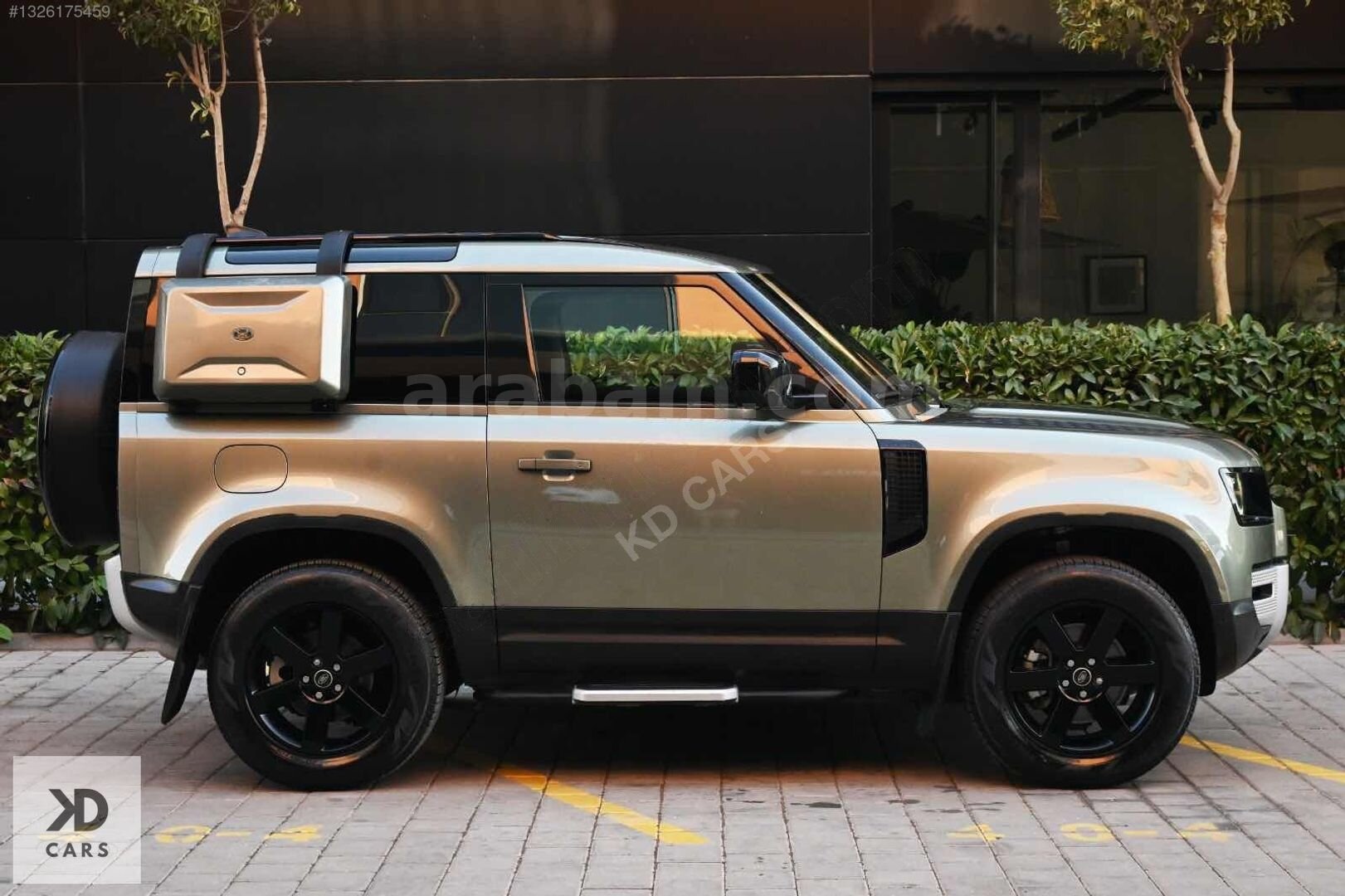 Galeriden Land Rover Defender 90 3.0 D 2022 Model İzmir 90.000 km Yeşil 2