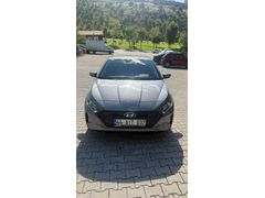 Sahibinden Hyundai i20 1.4 MPI Style 2022 Model  otomatik