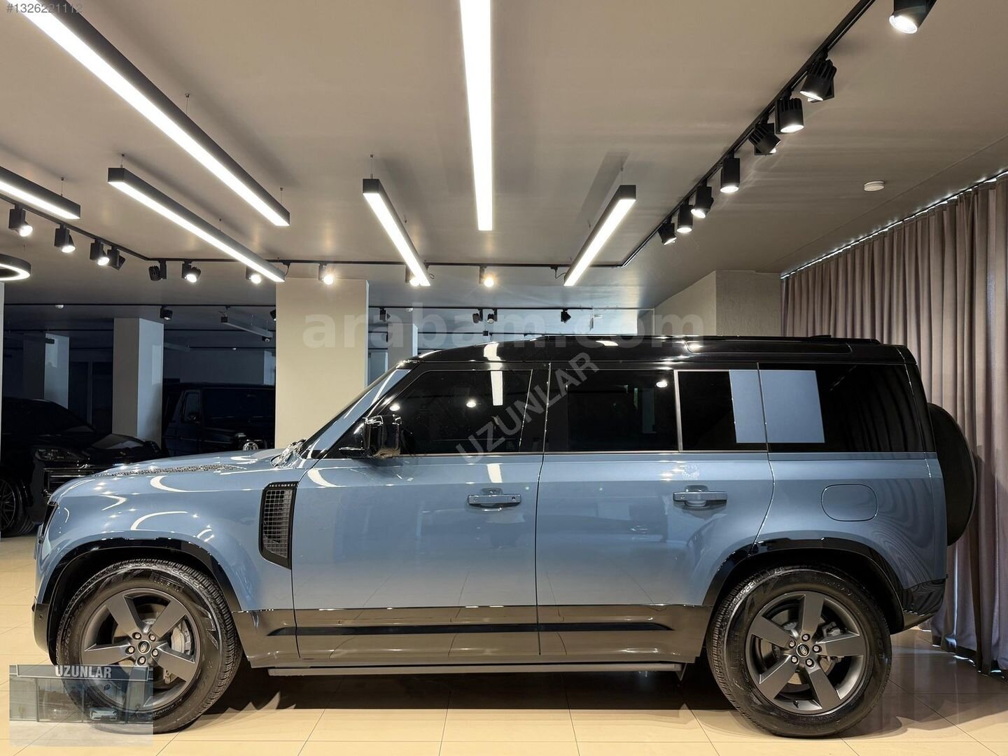 Galeriden Land Rover Defender 110 2.0 X-Dynamic HSE 2025 Model İstanbul 17.000 km Mavi 5