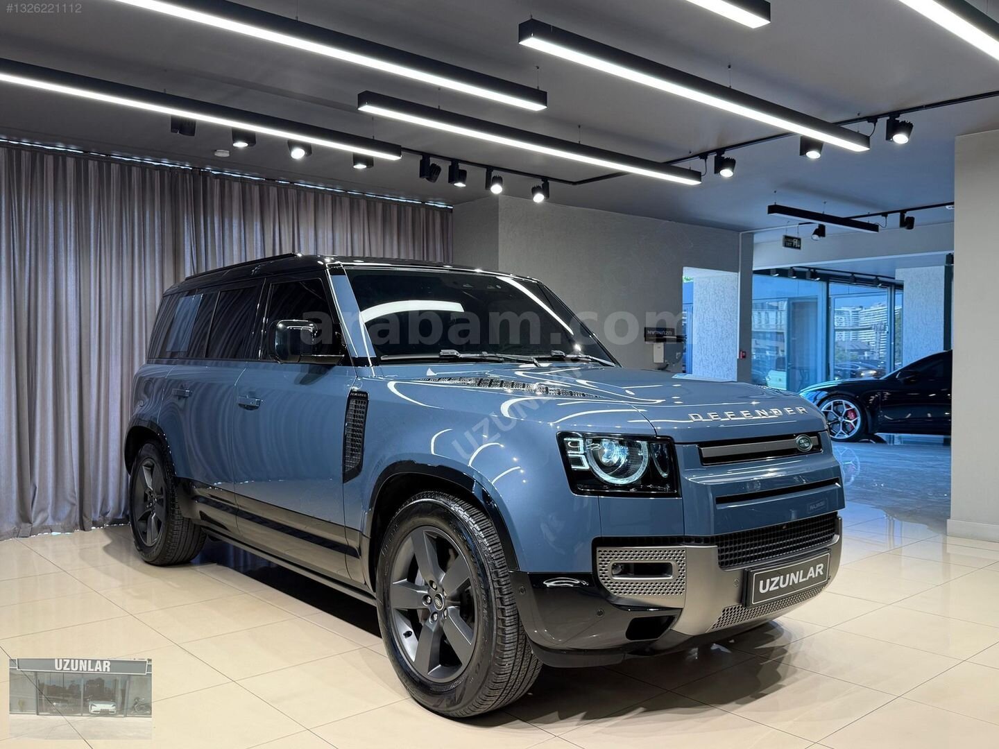 Galeriden Land Rover Defender 110 2.0 X-Dynamic HSE 2025 Model İstanbul 17.000 km Mavi 2