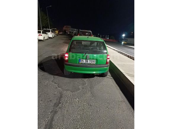 Sahibinden Opel Corsa 1.4 GLS 2000 Model  282.000 km Yeşil