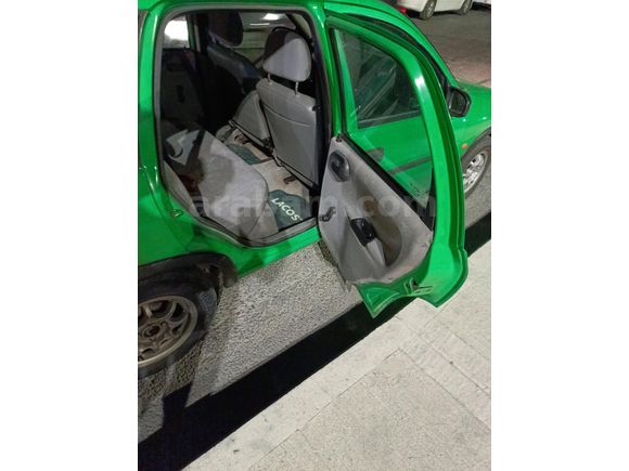 Sahibinden Opel Corsa 1.4 GLS 2000 Model  282.000 km Yeşil