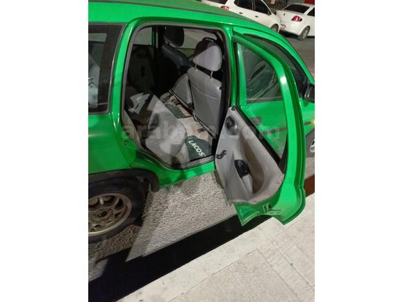Sahibinden Opel Corsa 1.4 GLS 2000 Model  282.000 km Yeşil