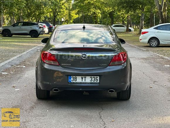 Biniciden Konsinye Harika Durumda İnsigna 1.6 Turbo COSMO