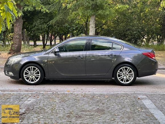 Biniciden Konsinye Harika Durumda İnsigna 1.6 Turbo COSMO