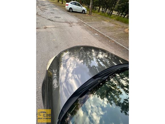 Biniciden Konsinye Harika Durumda İnsigna 1.6 Turbo COSMO