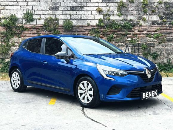 2023 MODEL OTOMATİK HATASIZ BOYASIZ 83 BİN KİLOMETREDE