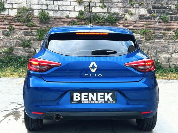 2023 MODEL OTOMATİK HATASIZ BOYASIZ 83 BİN KİLOMETREDE