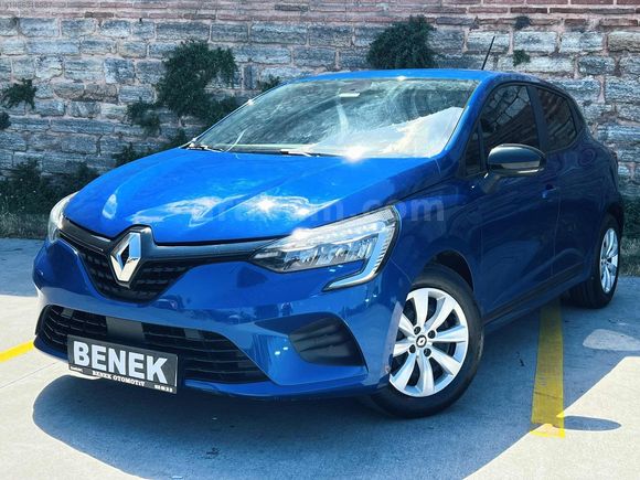 2023 MODEL OTOMATİK HATASIZ BOYASIZ 83 BİN KİLOMETREDE