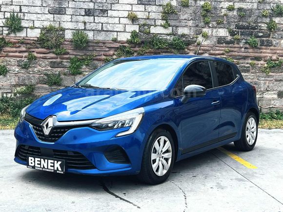 2023 MODEL OTOMATİK HATASIZ BOYASIZ 83 BİN KİLOMETREDE