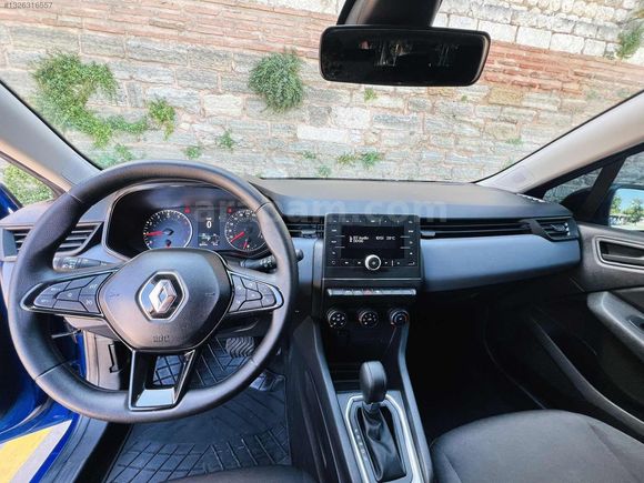 2023 MODEL OTOMATİK HATASIZ BOYASIZ 83 BİN KİLOMETREDE