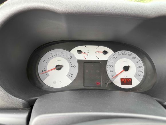 Sahibinden Renault Clio -Symboll 1.4 Authentique 2007 Model AİLE ARACIMIZ 