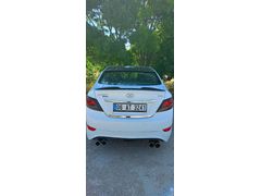 Sahibinden  askeri personelden Hyundai Accent Blue 1.6 CRDI Mode 2014 Model Ankara 214.000 km Beyaz