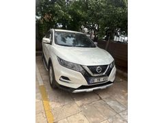 Sahibinden Nissan Qashqai 1.5 dCi     Visia 2020 Model  9.800 km Beyaz