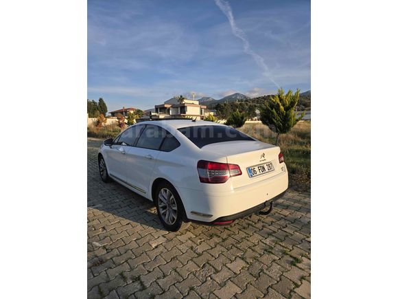 Sahibinden Citroen C5 1.6 e-HDi Executive 2013 Model