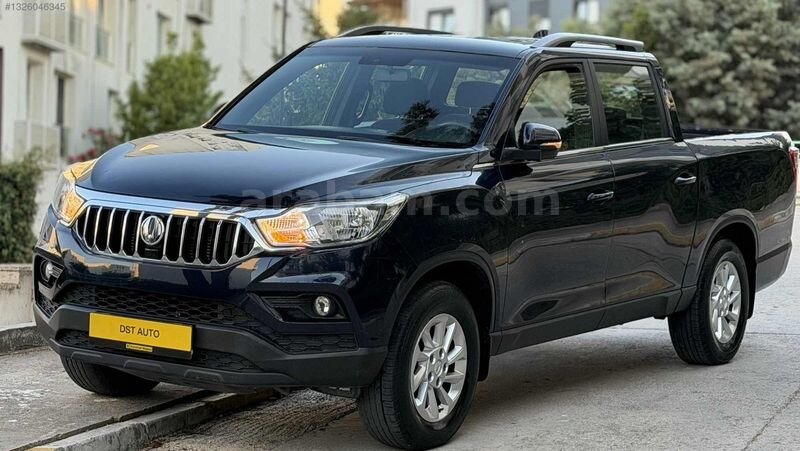 Galeriden KGM SsangYong Musso Grand 2.2 D Platinum 2021 Model İstanbul 65.000 km Lacivert