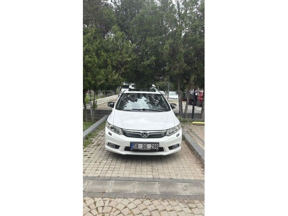 Sahibinden Honda Civic 1.6i VTEC Eco Elegance 2013 Model 
