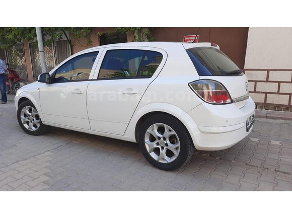 Opel Astra 1.6 Essentia 2013 Model HATASIZ BOYASIZ