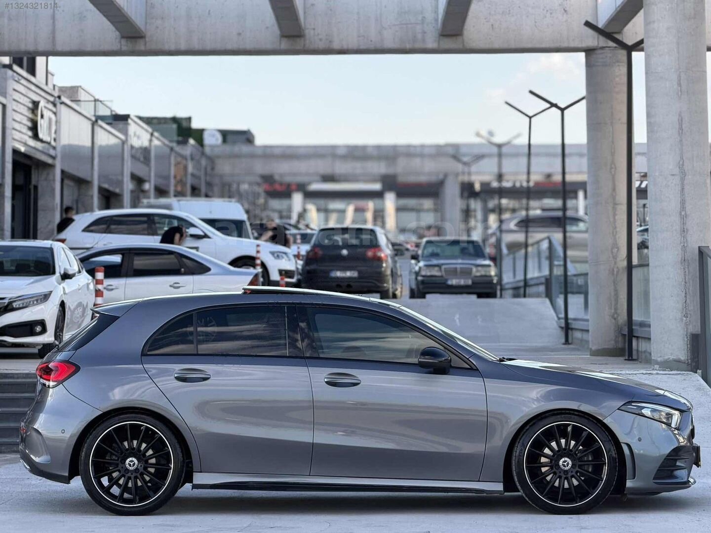 Galeriden Mercedes - Benz A 200 AMG 2018 Model Ankara 191.000 km Füme 4