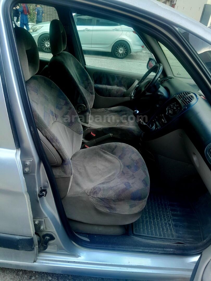Sahibinden Citroen Xsara Picasso 1.6 SX 2002 Model Ankara 379.000 km Gri (Gümüş) 6