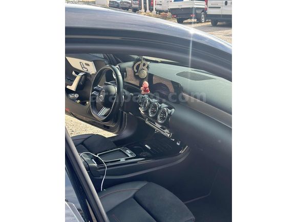 HATASIZ-BOYASIZ 2023 A 200 AMG+ CAM TAVAN
