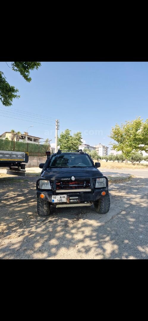 Galeriden Isuzu D-Max 3.0 D 4x4 2005 Model Kahramanmaraş 487.000 km Siyah 4