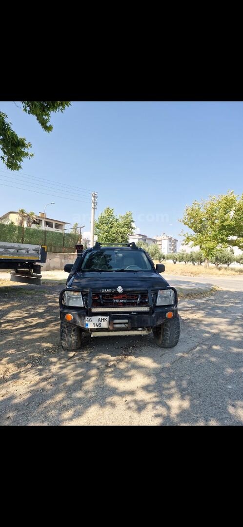 Galeriden Isuzu D-Max 3.0 D 4x4 2005 Model Kahramanmaraş 487.000 km Siyah 1