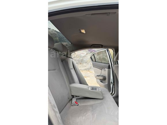 Sahibinden Honda Civic 1.6i VTEC Eco Elegance 2014 Model 