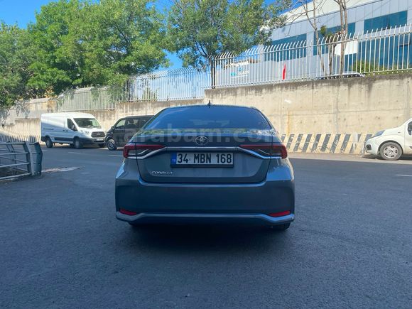 DEĞİŞENSİZ BOYASIZ DÜŞÜK KM TEMİZ COROLLA 