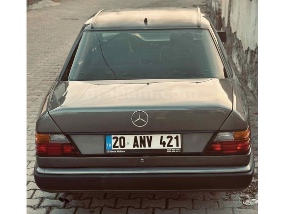 Sahibinden Mercedes - Benz E 230 Elegance 1985 Model   Füme 