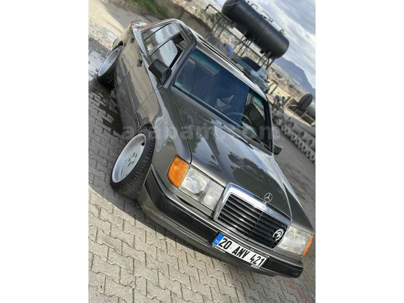 Sahibinden Mercedes - Benz E 230 Elegance 1985 Model   Füme 
