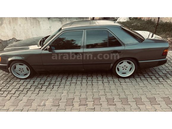 Sahibinden Mercedes - Benz E 230 Elegance 1985 Model   Füme 